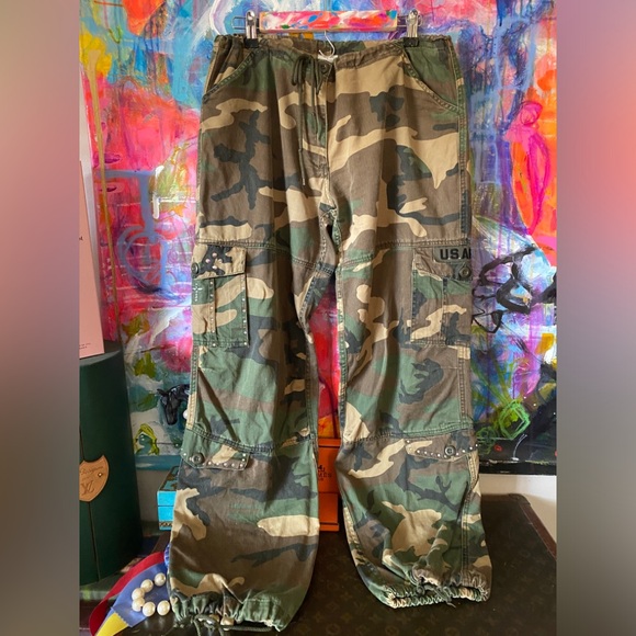 Authentic ARMY Camo Camouflage Pants w/ Rhinestones Perfrct for the season 💖 - Picture 1 of 8